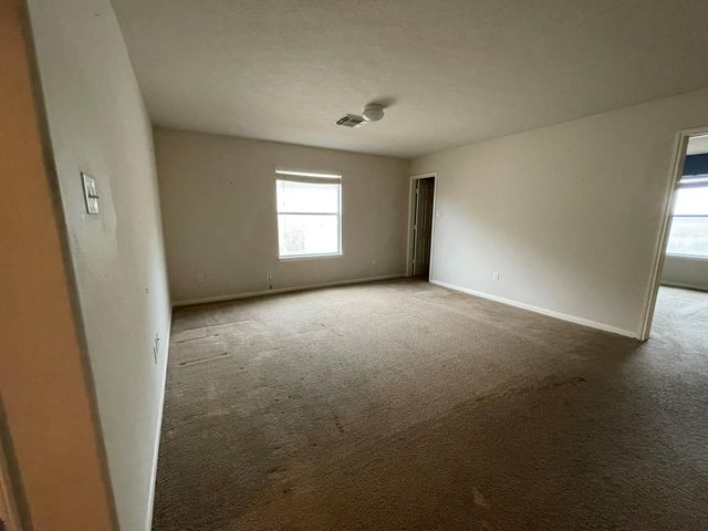 4019 Kelsey Trail Lane, Houston, TX 77047