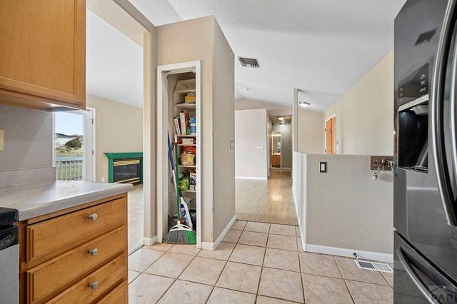 979 S Alexis Lane, Pueblo, CO 81007