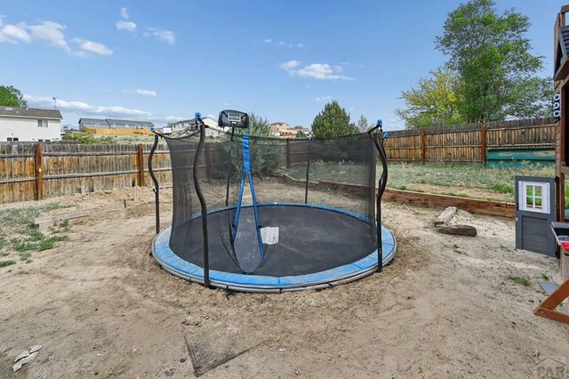 979 S Alexis Lane, Pueblo, CO 81007