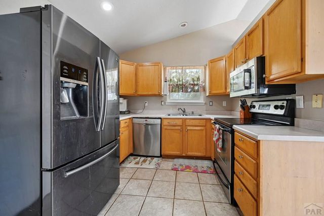 979 S Alexis Lane, Pueblo, CO 81007