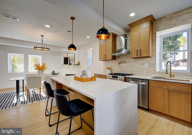 6217 COBBS CREEK PKWY, Philadelphia, PA 19143