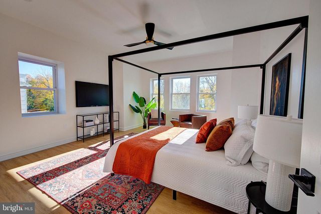 6217 COBBS CREEK PKWY, Philadelphia, PA 19143