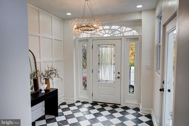 6217 COBBS CREEK PKWY, Philadelphia, PA 19143