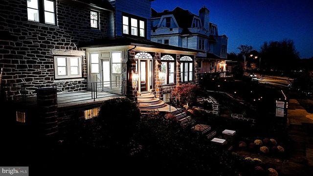 6217 COBBS CREEK PKWY, Philadelphia, PA 19143