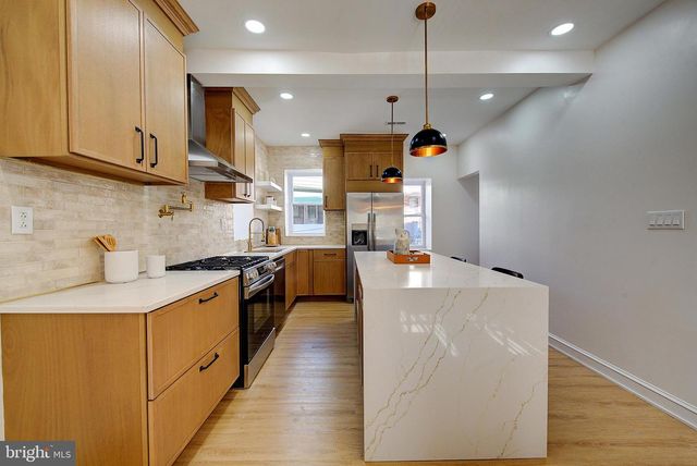 6217 COBBS CREEK PKWY, Philadelphia, PA 19143