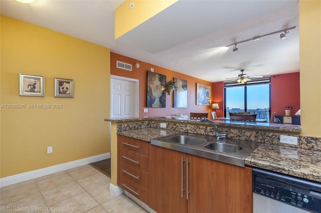 888 S Douglas Rd 1608, Coral Gables, FL 33134