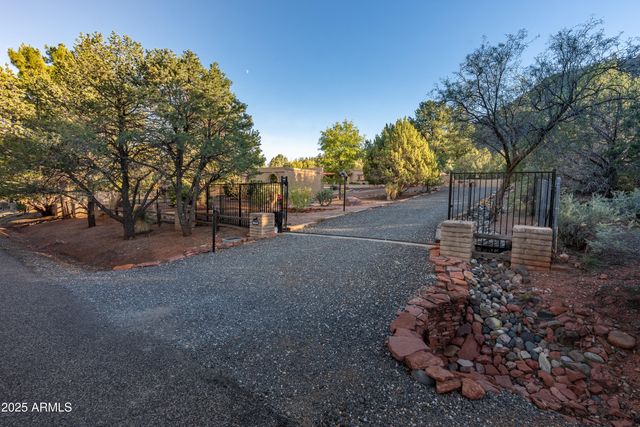 175 APPALOOSA Drive, Sedona, AZ 86351