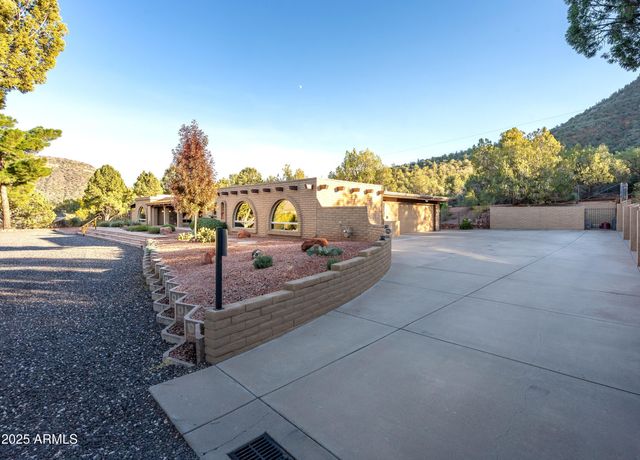 175 APPALOOSA Drive, Sedona, AZ 86351