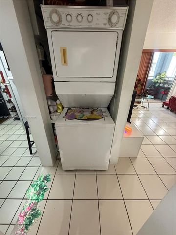 6219 SW 131st Pl 204, Miami, FL 33183