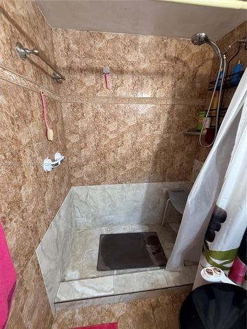 6219 SW 131st Pl 204, Miami, FL 33183