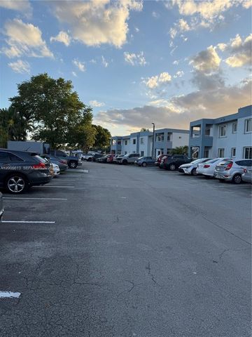 6219 SW 131st Pl 204, Miami, FL 33183