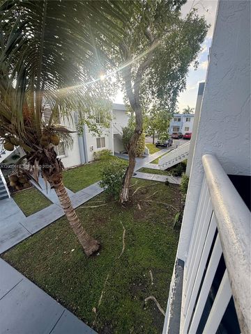 6219 SW 131st Pl 204, Miami, FL 33183