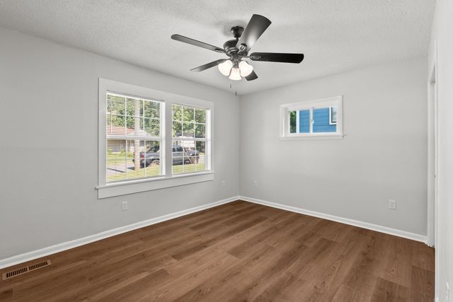 4300 N Cypress, North Little Rock, AR 72116