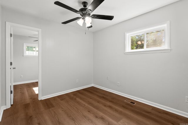 4300 N Cypress, North Little Rock, AR 72116