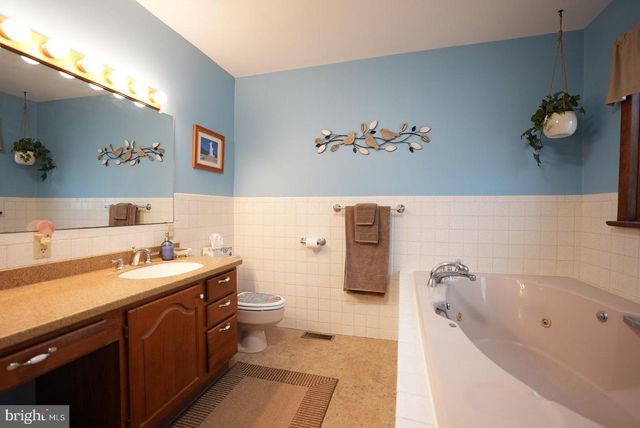 2 CRESTRIDGE DRIVE, Bridgeton, NJ 08302