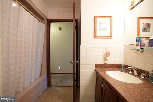 2 CRESTRIDGE DRIVE, Bridgeton, NJ 08302