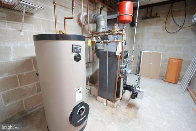 2 CRESTRIDGE DRIVE, Bridgeton, NJ 08302