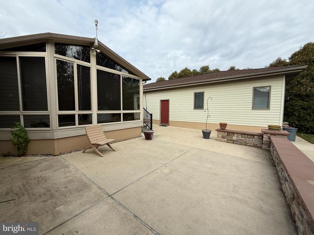 2 CRESTRIDGE DRIVE, Bridgeton, NJ 08302