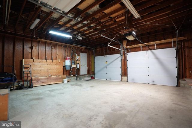 2 CRESTRIDGE DRIVE, Bridgeton, NJ 08302