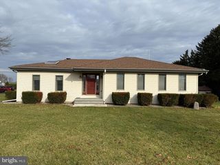 2 CRESTRIDGE DRIVE, Bridgeton, NJ 08302