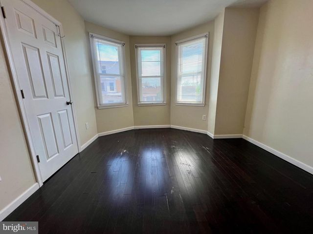 7275 SAYBROOK AVE, Philadelphia, PA 19142