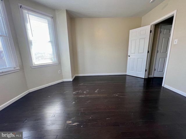 7275 SAYBROOK AVE, Philadelphia, PA 19142