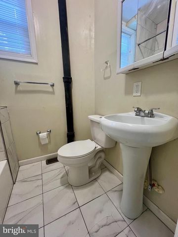 7275 SAYBROOK AVE, Philadelphia, PA 19142