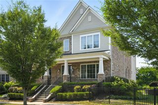 1696 Shelburne Ln., Squirrel Hill, PA 15217