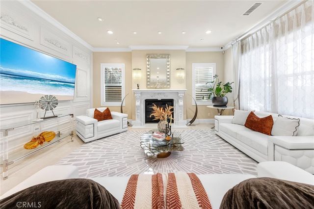 123 Calderon, Irvine, CA 92618