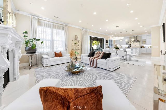 123 Calderon, Irvine, CA 92618