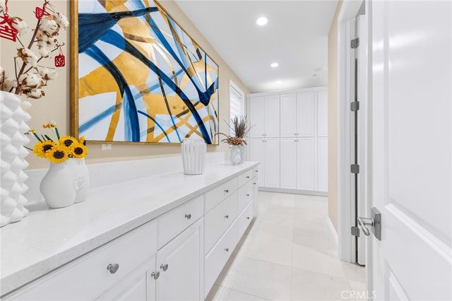 123 Calderon, Irvine, CA 92618