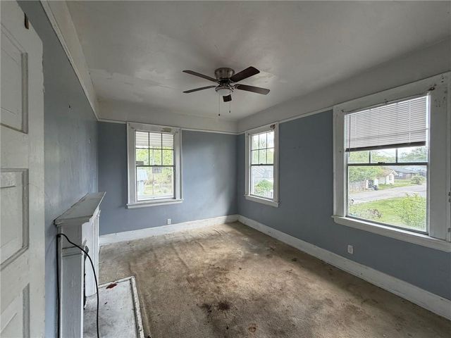 302 6th Street, Chickasaw, AL 36611