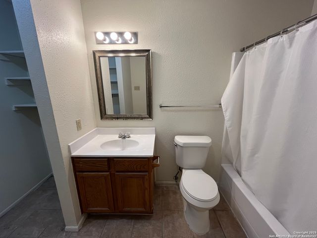 9819 Valley Villa, San Antonio, TX 78250