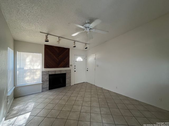 9819 Valley Villa, San Antonio, TX 78250