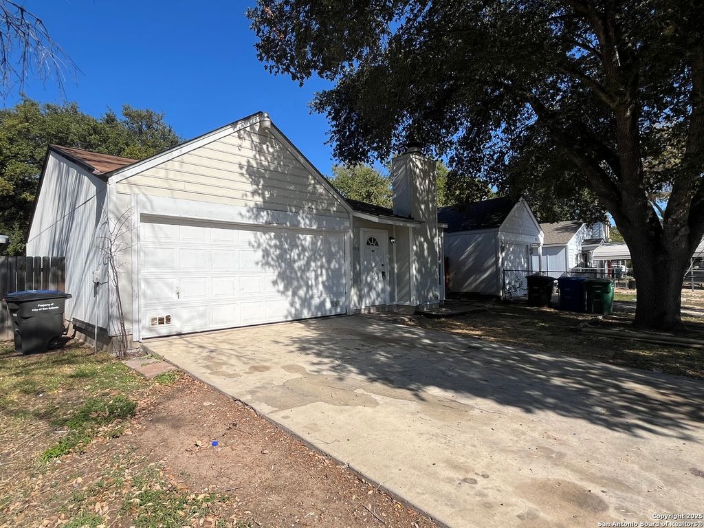 9819 Valley Villa, San Antonio, TX 78250