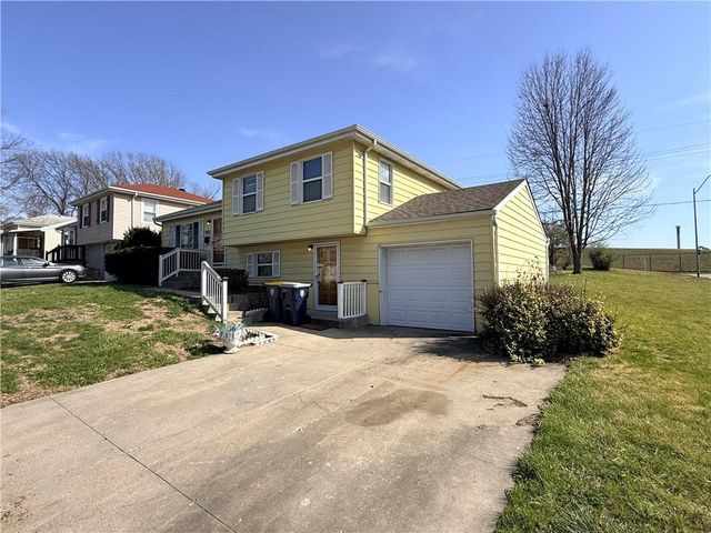 7801 NE San Rafael Drive, Kansas City, MO 64119