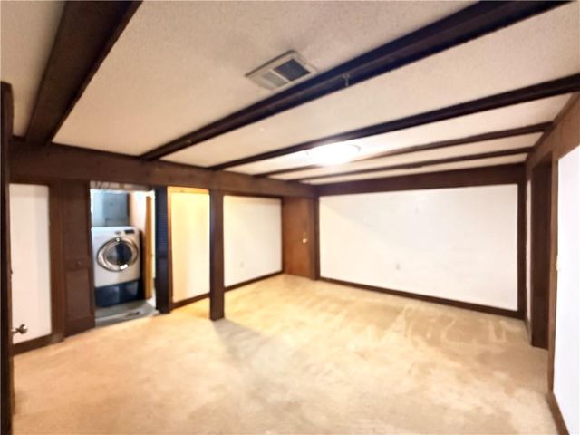 7801 NE San Rafael Drive, Kansas City, MO 64119