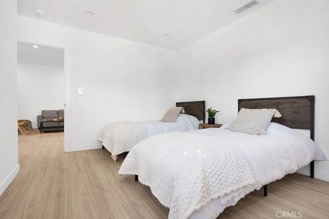 14868 Envoy, Sylmar, CA 91342