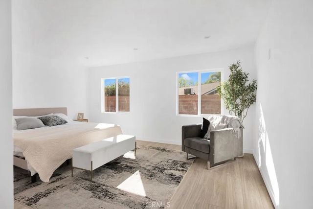 14868 Envoy, Sylmar, CA 91342