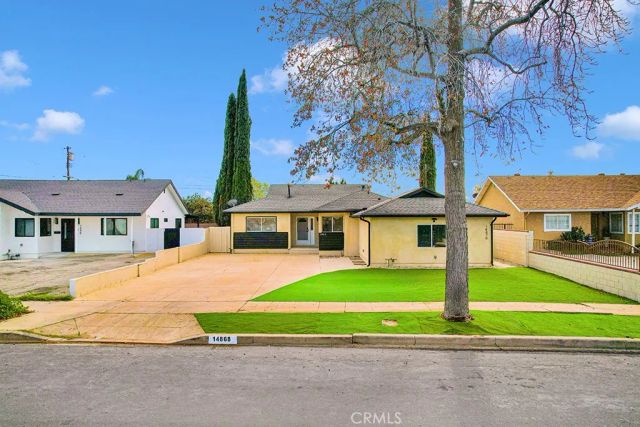14868 Envoy, Sylmar, CA 91342
