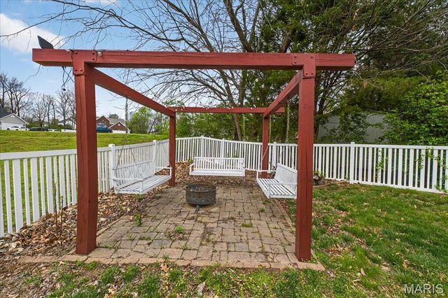 1908 Providence Estate Drive, Wentzville, MO 63385