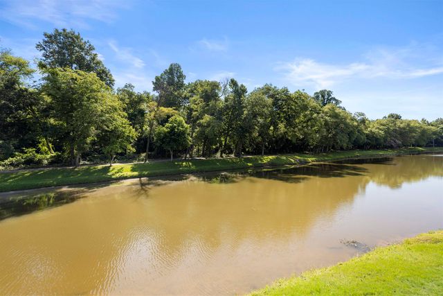 5140 OLIVER GROVE LN, Bartlett, TN 38002