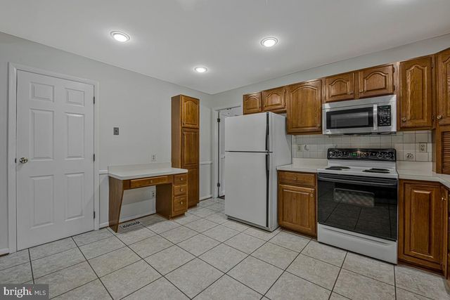 7464 FLAMEWOOD DR, Clarksville, MD 21029
