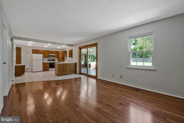 7464 FLAMEWOOD DR, Clarksville, MD 21029
