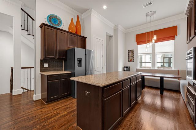 5605 Cohn Meadow Lane, Houston, TX 77007