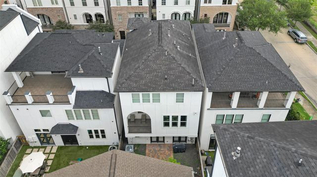 5605 Cohn Meadow Lane, Houston, TX 77007