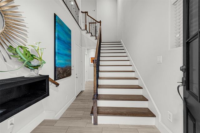5605 Cohn Meadow Lane, Houston, TX 77007