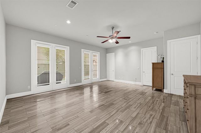 5605 Cohn Meadow Lane, Houston, TX 77007