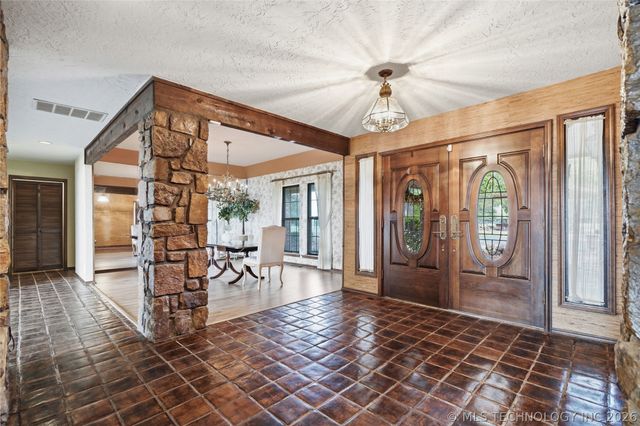 17304 E 176th Street S, Bixby, OK 74008