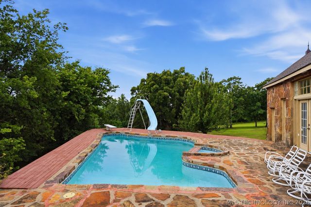 17304 E 176th Street S, Bixby, OK 74008